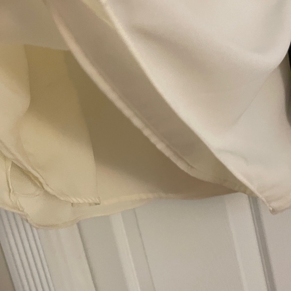 2 Chico’s Vneck sz=8-10 lightweight, washable, silky, sleeveless dress tanks.EUC - Picture 9 of 10